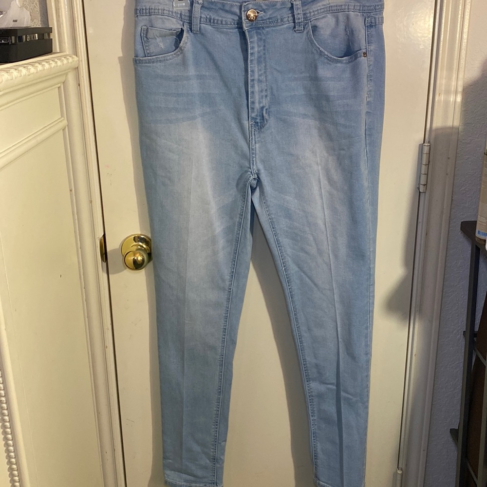 Great condition blue jeans